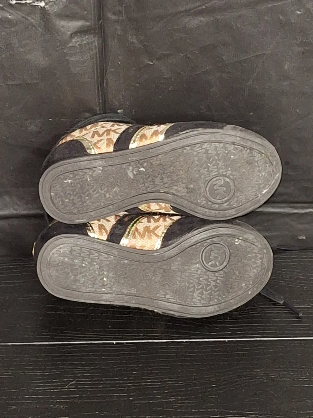MICHAEL Michael Kors Kids Black and Leopard Print Sneakers